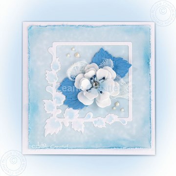 Afbeeldingen van Blossom using set 2 blue violet